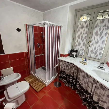 Elisabeth 招待所 皮内罗洛